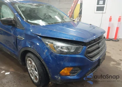 2019 Ford Escape S z USA, uszkodzony, nr VIN 1FMCU0F74KUB50545